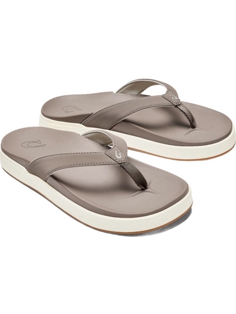 OluKai Nu’a Pi’o Flip-Flop Sandals Warm Taupe/Cream NWOT